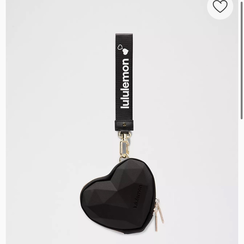 Lululemon Black Heart Wristlet NWT